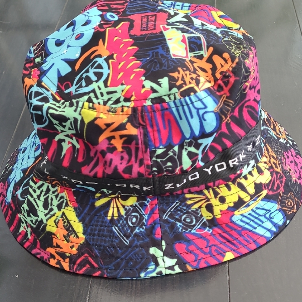 Zoo York Vibrant Graffiti Bucket Hat